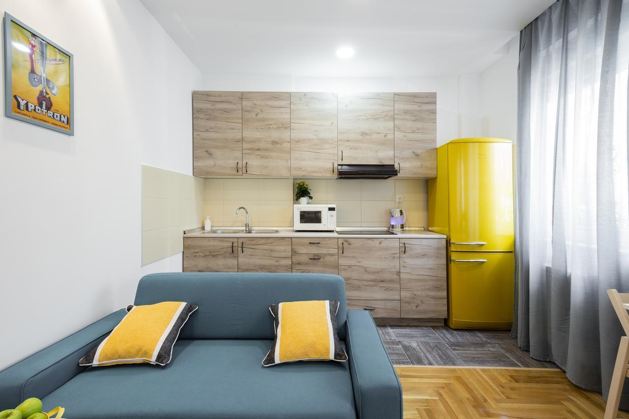 Giallo Apartment - Free Private Parking Novi Sad Exterior photo