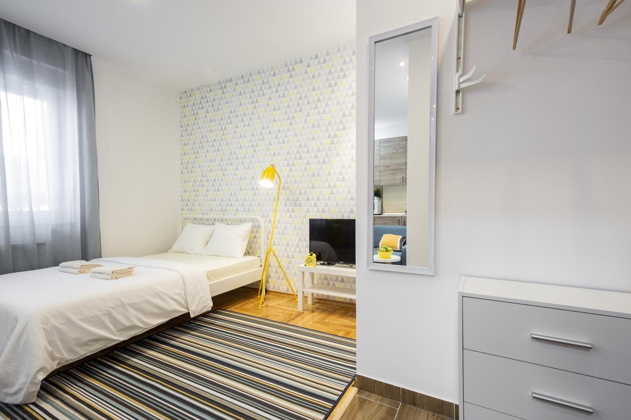 Giallo Apartment - Free Private Parking Novi Sad Exterior photo