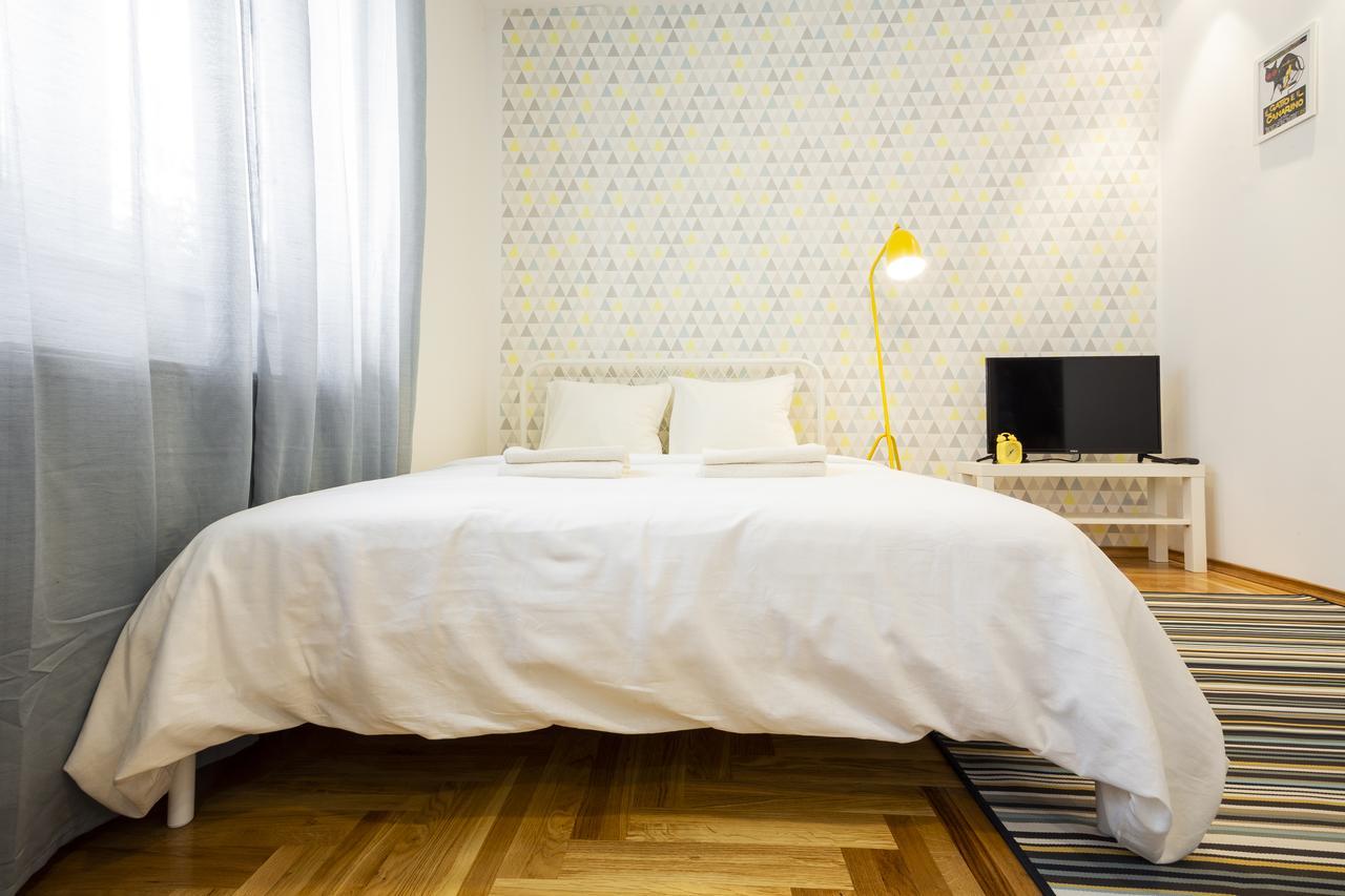 Giallo Apartment - Free Private Parking Novi Sad Exterior photo