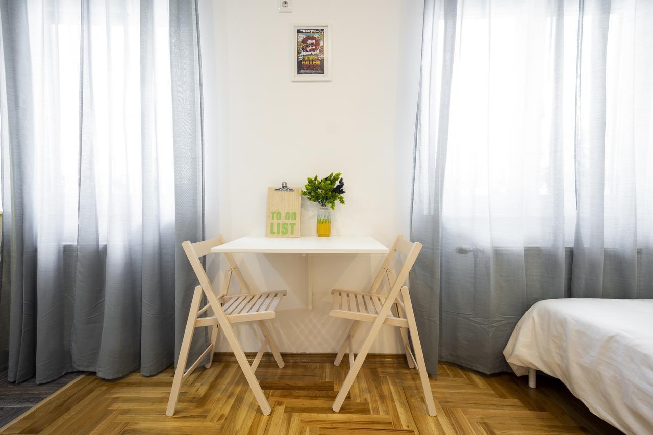 Giallo Apartment - Free Private Parking Novi Sad Exterior photo